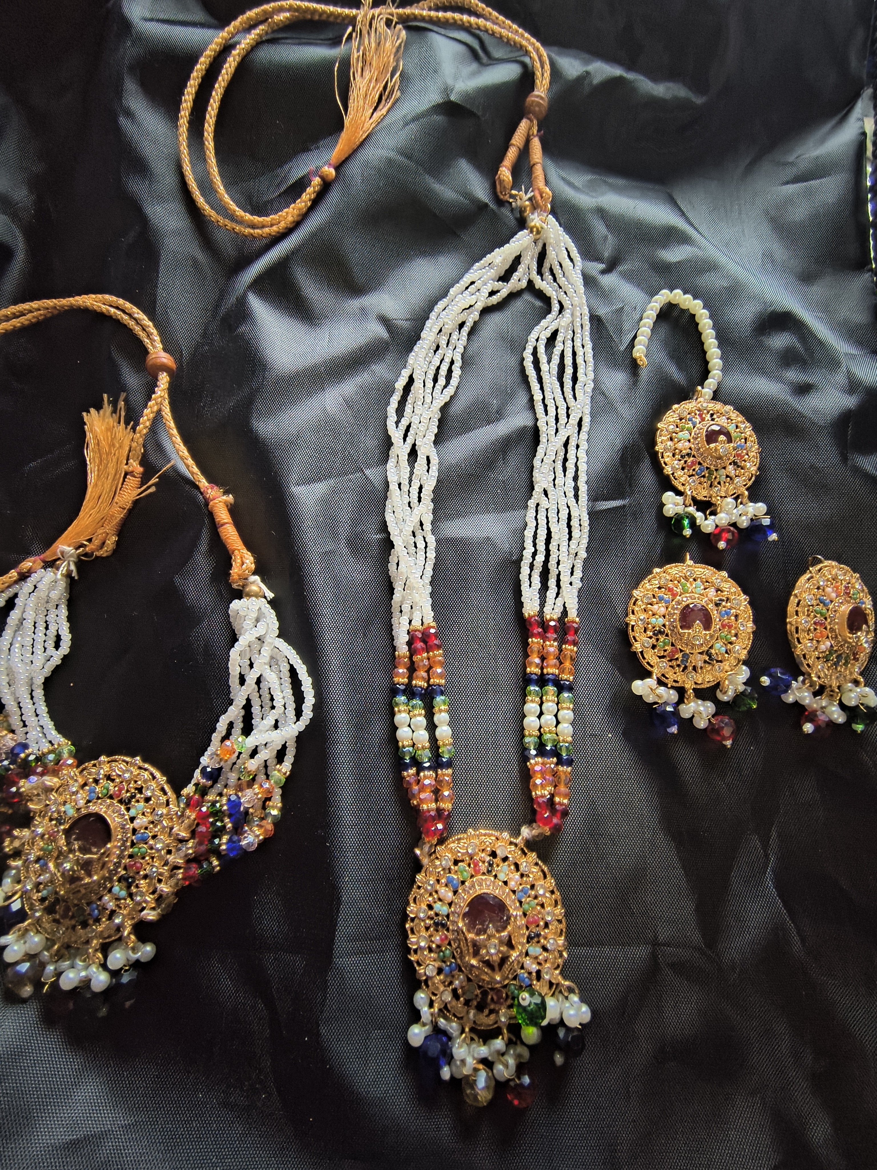 Jewelry Sets 80